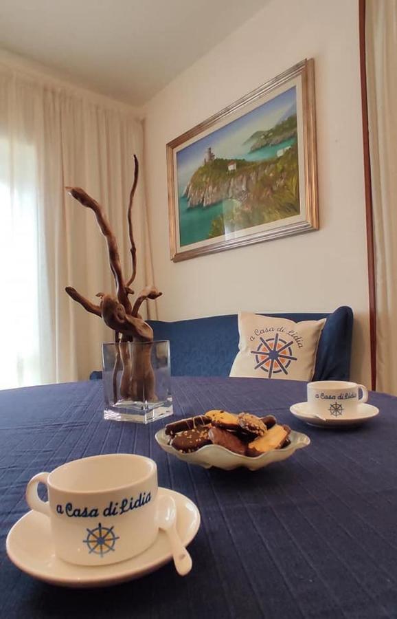 A Casa Di Lidia B&B Гаэта Экстерьер фото